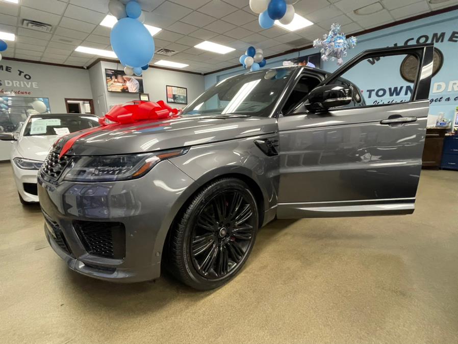 2018 Land Rover Range Rover Sport V6 Supercharged HSE Dynamic, available for sale in Inwood, New York | 5 Towns Drive. Inwood, New York 2018 Land Rover Range Rover Sport V6 Supercharged HSE Dynamic, available for sale in Inwood, New York | 5 Towns Drive. Inwood, New York
