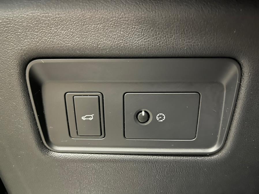 2018 Land Rover Range Rover Sport V6 Supercharged HSE Dynamic, available for sale in Inwood, New York | 5 Towns Drive. Inwood, New York 2018 Land Rover Range Rover Sport V6 Supercharged HSE Dynamic, available for sale in Inwood, New York | 5 Towns Drive. Inwood, New York