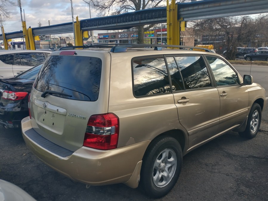 2004 Toyota Highlander 4dr 4-Cyl (SE), available for sale in Elmont, New York | Sunrise of Elmont. Elmont, New York 2004 Toyota Highlander 4dr 4-Cyl (SE), available for sale in Elmont, New York | Sunrise of Elmont. Elmont, New York