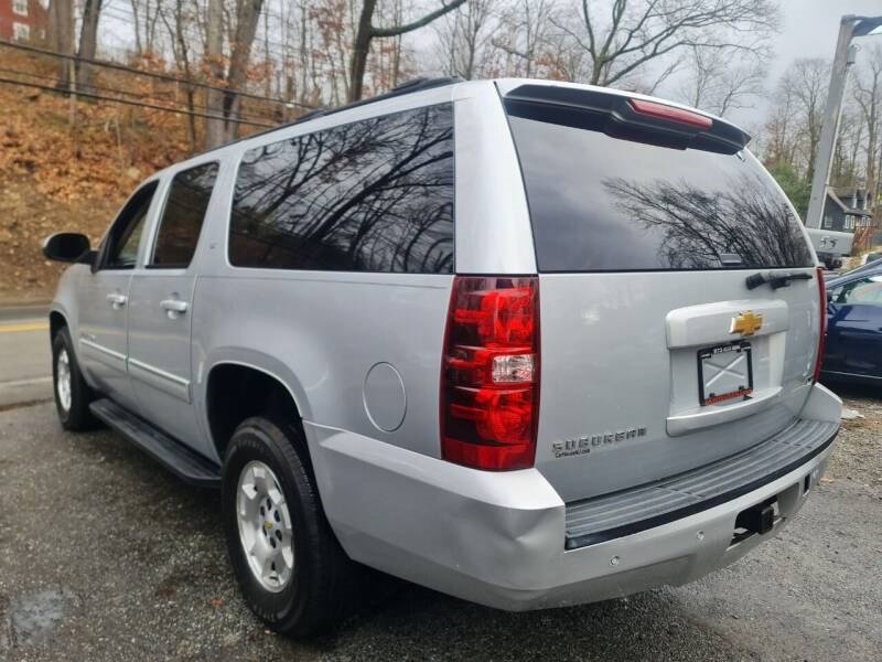 2012 Chevrolet Suburban 4WD 4dr 1500 LT, available for sale in Bloomingdale, New Jersey | Bloomingdale Auto Group. Bloomingdale, New Jersey
