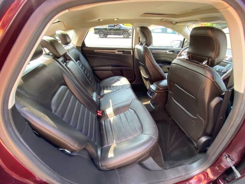 2013 Ford Fusion 4dr Sdn SE FWD, available for sale in Bloomingdale, New Jersey | Bloomingdale Auto Group. Bloomingdale, New Jersey 2013 Ford Fusion 4dr Sdn SE FWD, available for sale in Bloomingdale, New Jersey | Bloomingdale Auto Group. Bloomingdale, New Jersey