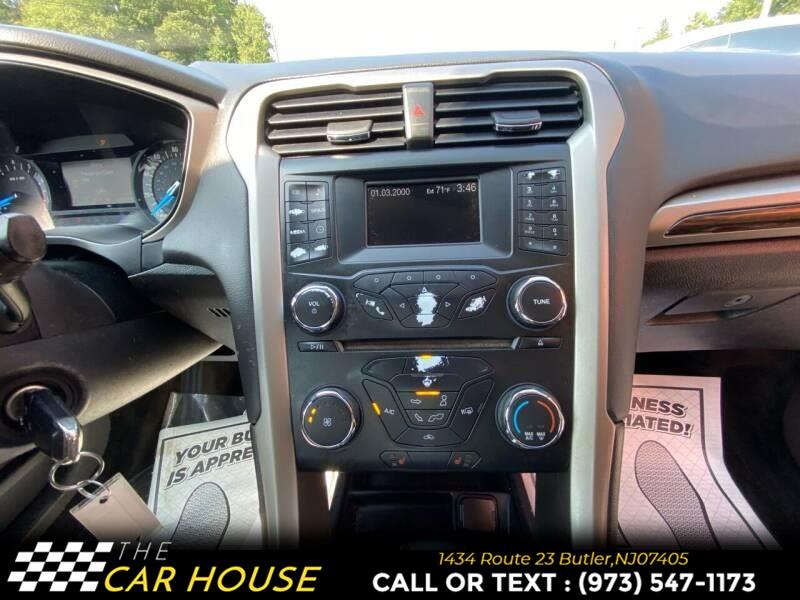 2013 Ford Fusion 4dr Sdn SE FWD, available for sale in Butler, New Jersey | The Car House. Butler, New Jersey 2013 Ford Fusion 4dr Sdn SE FWD, available for sale in Butler, New Jersey | The Car House. Butler, New Jersey