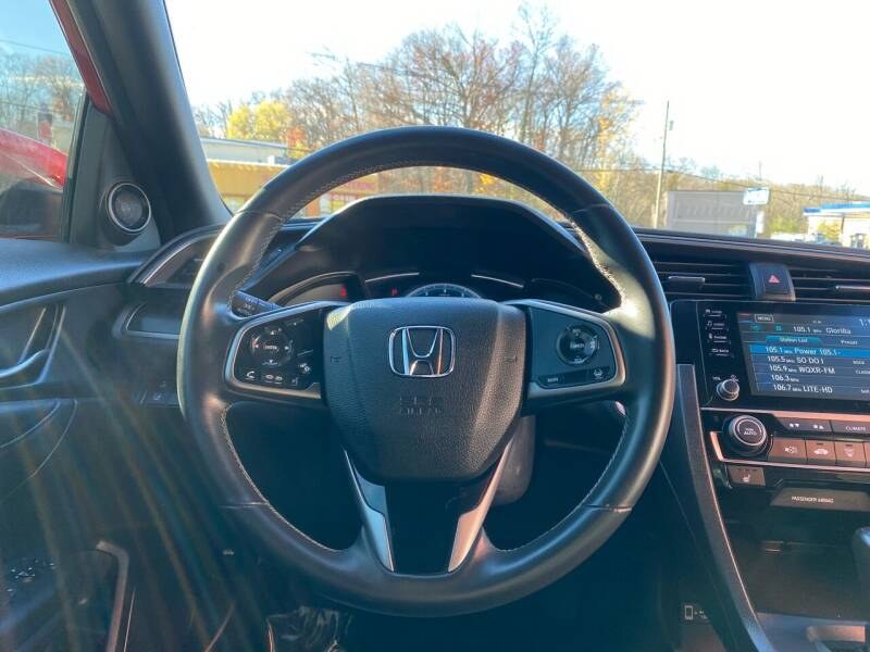 2020 Honda Civic Hatchback EX-L CVT, available for sale in Bloomingdale, New Jersey | Bloomingdale Auto Group. Bloomingdale, New Jersey