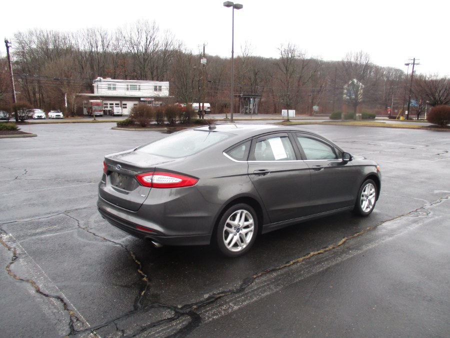 2015 Ford Fusion 4dr Sdn SE FWD, available for sale in New Britain, Connecticut | Universal Motors LLC. New Britain, Connecticut 2015 Ford Fusion 4dr Sdn SE FWD, available for sale in New Britain, Connecticut | Universal Motors LLC. New Britain, Connecticut