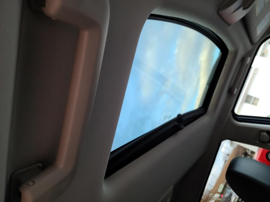 2012 Land Rover LR4 4WD 4dr HSE, available for sale in Milford, Connecticut | Chip's Auto Sales Inc. Milford, Connecticut 2012 Land Rover LR4 4WD 4dr HSE, available for sale in Milford, Connecticut | Chip's Auto Sales Inc. Milford, Connecticut