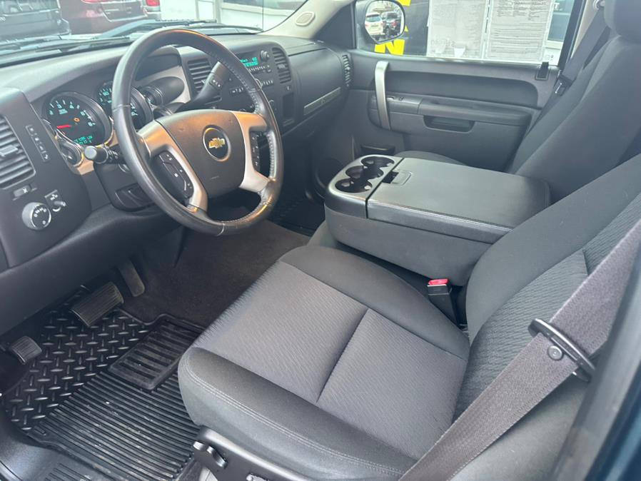 2012 Chevrolet Silverado 1500 4WD Crew Cab 143.5" LT, available for sale in Bridgeport, Connecticut | CT Auto. Bridgeport, Connecticut 2012 Chevrolet Silverado 1500 4WD Crew Cab 143.5" LT, available for sale in Bridgeport, Connecticut | CT Auto. Bridgeport, Connecticut
