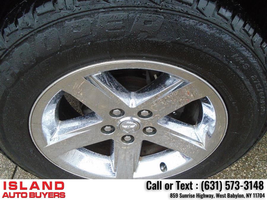 2014 Ram 1500 Express 4x4 4dr Crew Cab 5.5 ft. SB Pickup, available for sale in West Babylon, New York | Island Auto Buyers. West Babylon, New York 2014 Ram 1500 Express 4x4 4dr Crew Cab 5.5 ft. SB Pickup, available for sale in West Babylon, New York | Island Auto Buyers. West Babylon, New York
