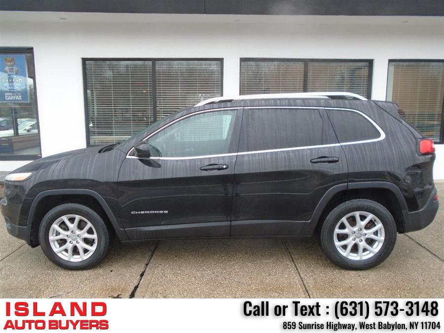 2014 Jeep Cherokee Latitude 4x4 4dr SUV, available for sale in West Babylon, New York | Island Auto Buyers. West Babylon, New York 2014 Jeep Cherokee Latitude 4x4 4dr SUV, available for sale in West Babylon, New York | Island Auto Buyers. West Babylon, New York