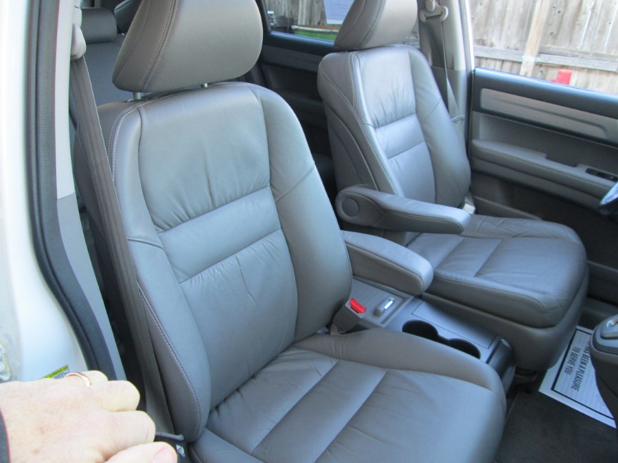 2011 Honda CR-V 4WD 5dr EX-L w/Navi, available for sale in Levittown, Pennsylvania | Levittown Auto. Levittown, Pennsylvania 2011 Honda CR-V 4WD 5dr EX-L w/Navi, available for sale in Levittown, Pennsylvania | Levittown Auto. Levittown, Pennsylvania