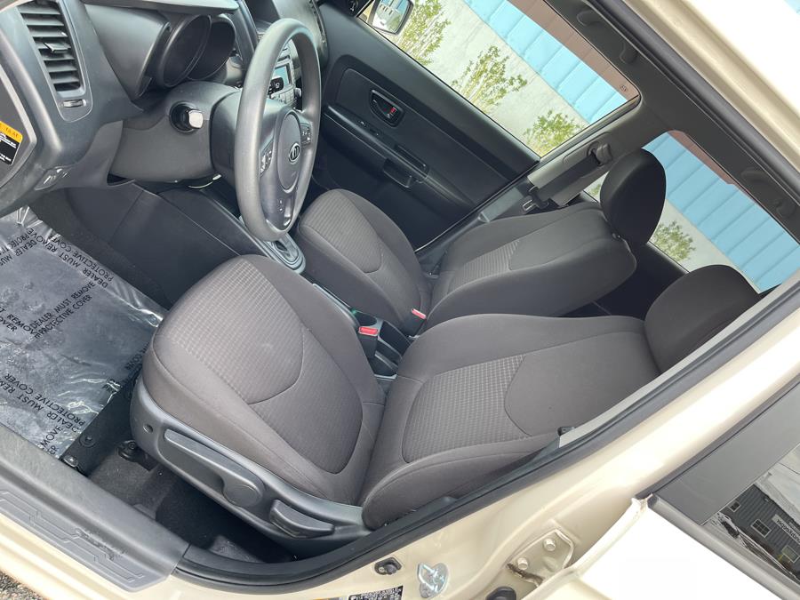 2012 Kia Soul 5dr Wgn Auto Base, available for sale in Ashland, Massachusetts | New Beginning Auto Service Inc. Ashland, Massachusetts 2012 Kia Soul 5dr Wgn Auto Base, available for sale in Ashland, Massachusetts | New Beginning Auto Service Inc. Ashland, Massachusetts