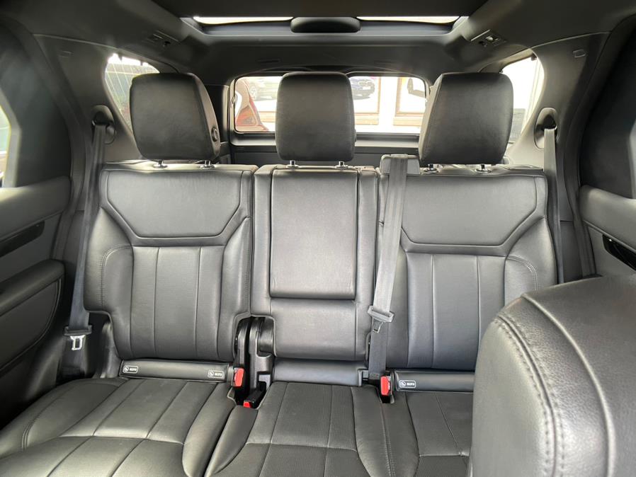 2020 Land Rover Discovery SE, available for sale in Waterbury, Connecticut | Prestige Auto Superstore. Waterbury, Connecticut 2020 Land Rover Discovery SE, available for sale in Waterbury, Connecticut | Prestige Auto Superstore. Waterbury, Connecticut