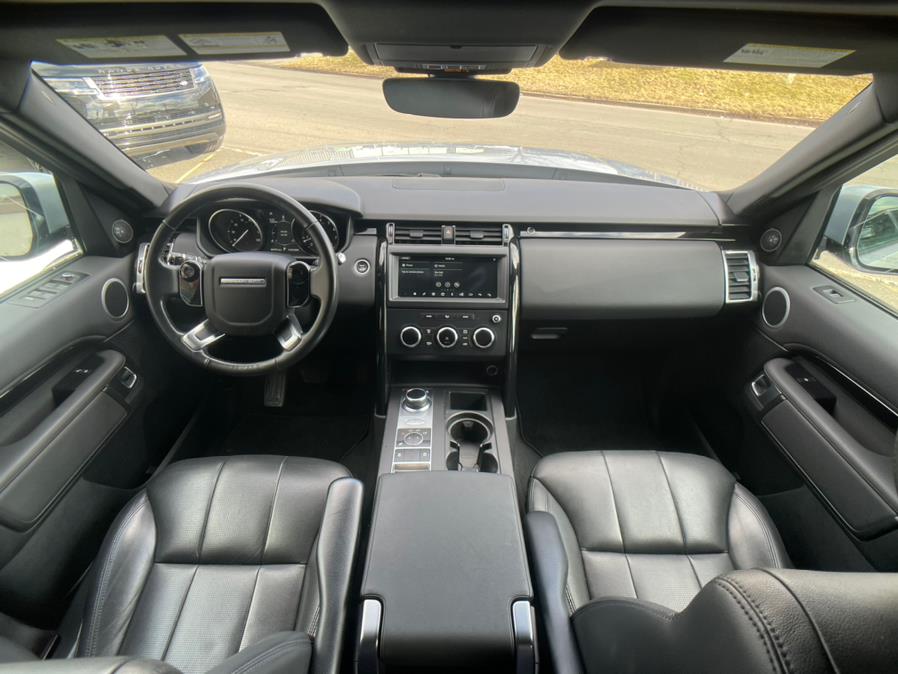 2020 Land Rover Discovery SE, available for sale in Waterbury, Connecticut | Prestige Auto Superstore. Waterbury, Connecticut 2020 Land Rover Discovery SE, available for sale in Waterbury, Connecticut | Prestige Auto Superstore. Waterbury, Connecticut