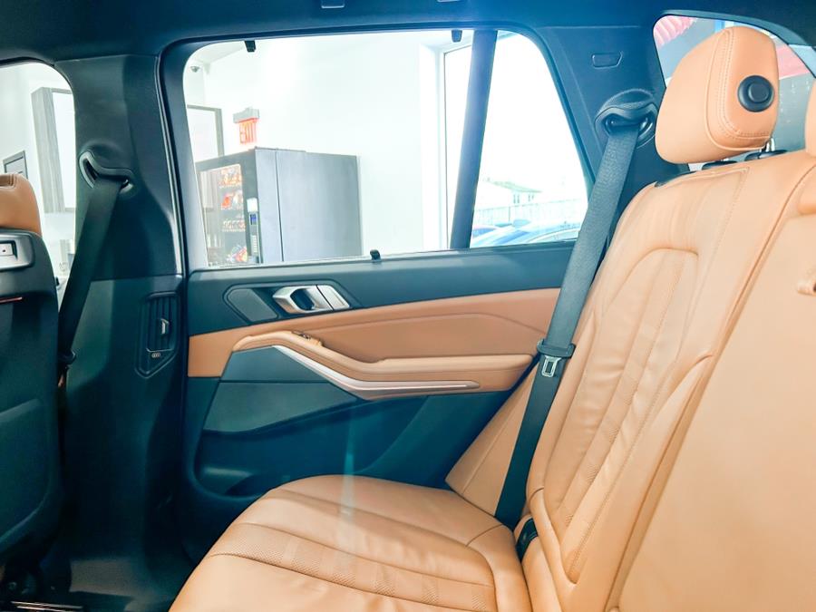 2019 BMW X5 xDrive40i Sports Activity Vehicle, available for sale in Franklin Square, New York | Luxury Motor Club. Franklin Square, New York 2019 BMW X5 xDrive40i Sports Activity Vehicle, available for sale in Franklin Square, New York | Luxury Motor Club. Franklin Square, New York