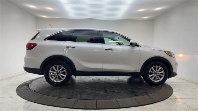 Used Kia Sorento LX 2019 | Eastchester Motor Cars. Bronx, New York Used Kia Sorento LX 2019 | Eastchester Motor Cars. Bronx, New York