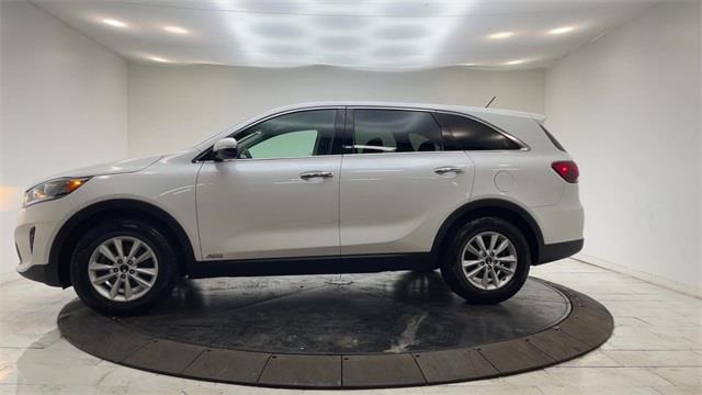 Used Kia Sorento LX 2019 | Eastchester Motor Cars. Bronx, New York Used Kia Sorento LX 2019 | Eastchester Motor Cars. Bronx, New York