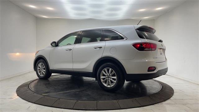 Used Kia Sorento LX 2019 | Eastchester Motor Cars. Bronx, New York Used Kia Sorento LX 2019 | Eastchester Motor Cars. Bronx, New York