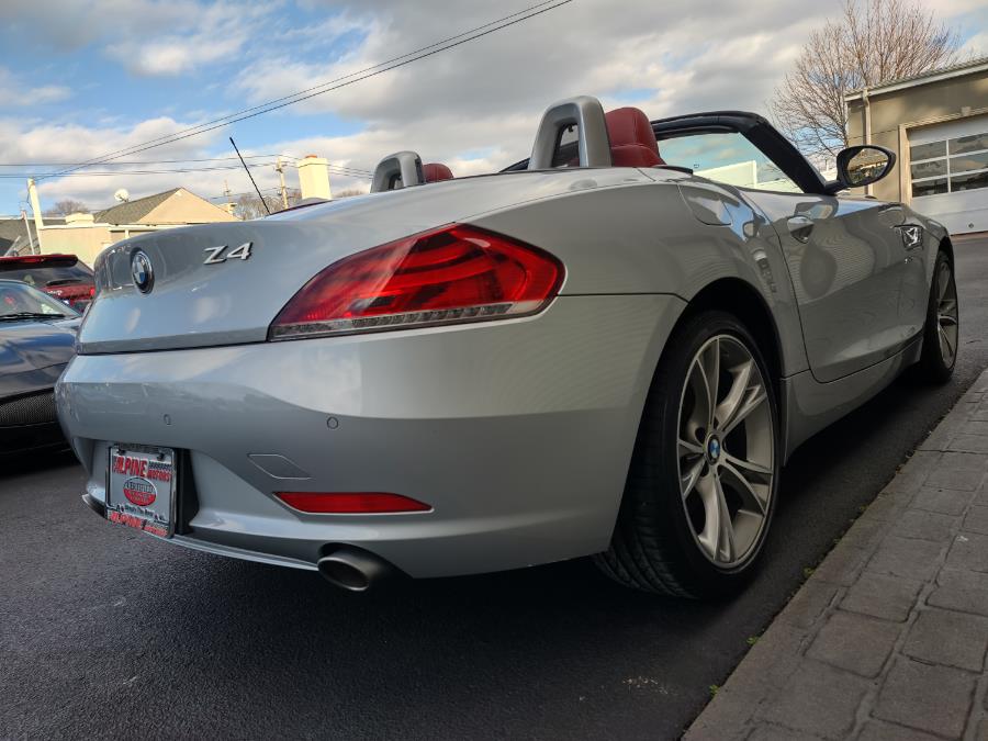 2015 BMW Z4 2dr Roadster sDrive35i, available for sale in Wantagh, New York | Alpine Motors Inc. Wantagh, New York 2015 BMW Z4 2dr Roadster sDrive35i, available for sale in Wantagh, New York | Alpine Motors Inc. Wantagh, New York