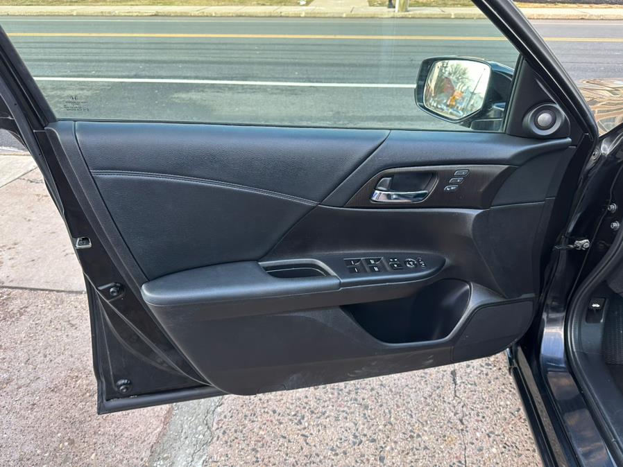 Used Honda Accord Sedan 4dr I4 CVT EX-L w/Navi 2014 | Carsonmain LLC. Manchester, Connecticut Used Honda Accord Sedan 4dr I4 CVT EX-L w/Navi 2014 | Carsonmain LLC. Manchester, Connecticut
