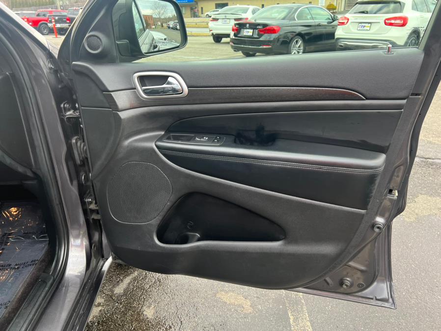 2017 Jeep Grand Cherokee Altitude 4x4 *Ltd Avail*, available for sale in Berlin, Connecticut | Tru Auto Mall. Berlin, Connecticut 2017 Jeep Grand Cherokee Altitude 4x4 *Ltd Avail*, available for sale in Berlin, Connecticut | Tru Auto Mall. Berlin, Connecticut