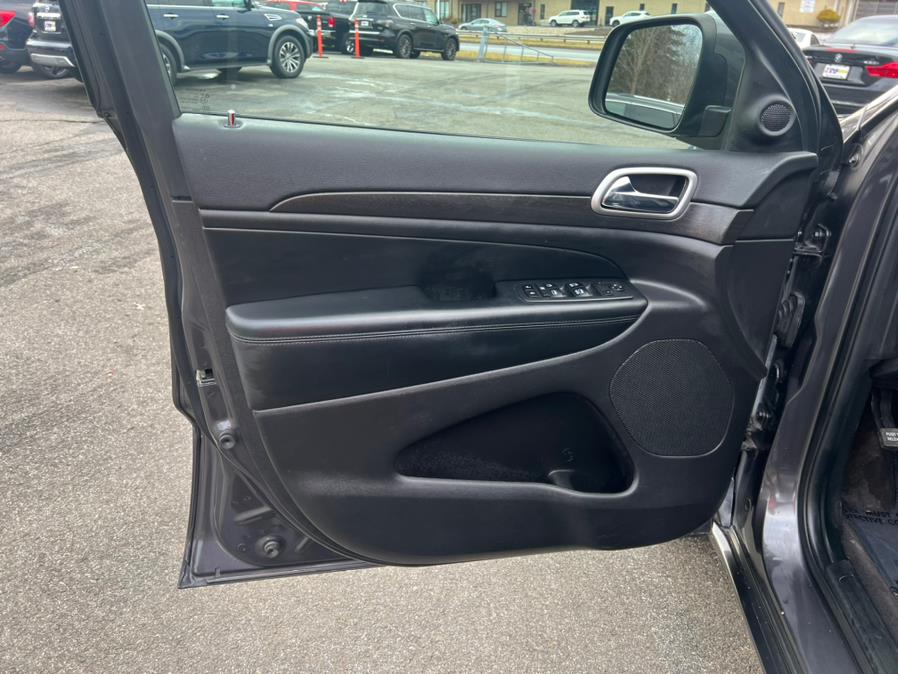 2017 Jeep Grand Cherokee Altitude 4x4 *Ltd Avail*, available for sale in Berlin, Connecticut | Tru Auto Mall. Berlin, Connecticut 2017 Jeep Grand Cherokee Altitude 4x4 *Ltd Avail*, available for sale in Berlin, Connecticut | Tru Auto Mall. Berlin, Connecticut