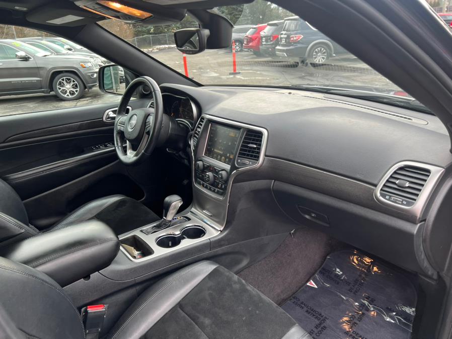 2017 Jeep Grand Cherokee Altitude 4x4 *Ltd Avail*, available for sale in Berlin, Connecticut | Tru Auto Mall. Berlin, Connecticut 2017 Jeep Grand Cherokee Altitude 4x4 *Ltd Avail*, available for sale in Berlin, Connecticut | Tru Auto Mall. Berlin, Connecticut