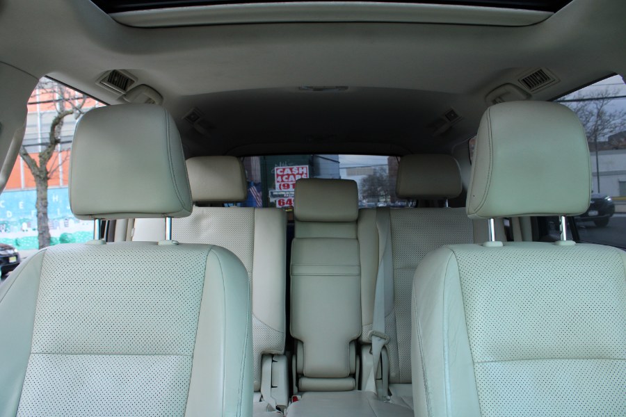 2013 Lexus GX 460 4WD 4dr, available for sale in BROOKLYN, New York | Deals on Wheels International Auto. BROOKLYN, New York 2013 Lexus GX 460 4WD 4dr, available for sale in BROOKLYN, New York | Deals on Wheels International Auto. BROOKLYN, New York