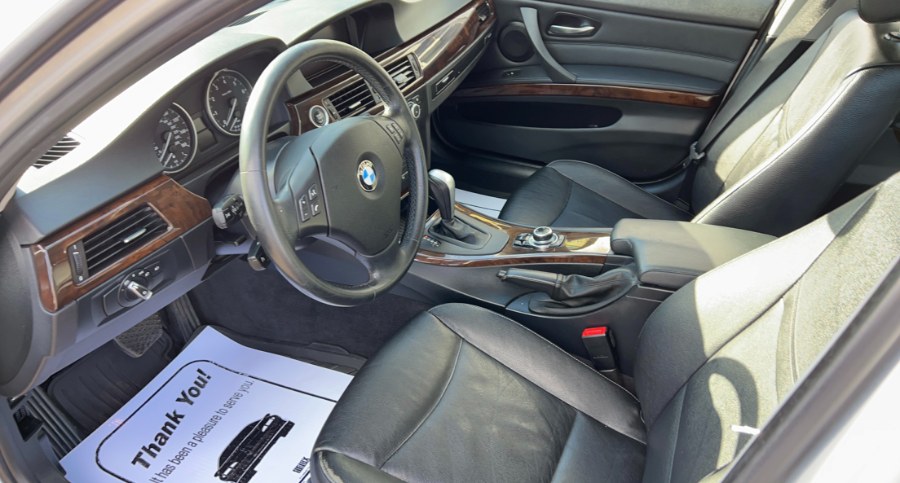 2011 BMW 3 Series 4dr Sdn 328i xDrive AWD SULEV, available for sale in Waterbury, Connecticut | West End Automotive Center. Waterbury, Connecticut 2011 BMW 3 Series 4dr Sdn 328i xDrive AWD SULEV, available for sale in Waterbury, Connecticut | West End Automotive Center. Waterbury, Connecticut