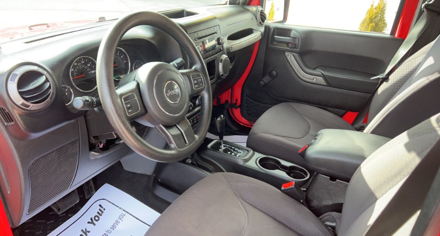 2013 Jeep Wrangler Unlimited 4WD 4dr Sport, available for sale in Waterbury, Connecticut | West End Automotive Center. Waterbury, Connecticut 2013 Jeep Wrangler Unlimited 4WD 4dr Sport, available for sale in Waterbury, Connecticut | West End Automotive Center. Waterbury, Connecticut