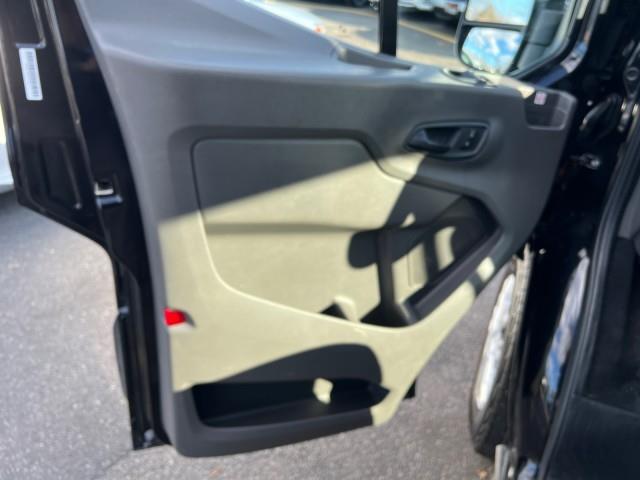 Used Ford Transit Passenger Wagon XLT t-350 148'' MR 2020 | Car Revolution. Maple Shade, New Jersey Used Ford Transit Passenger Wagon XLT t-350 148'' MR 2020 | Car Revolution. Maple Shade, New Jersey