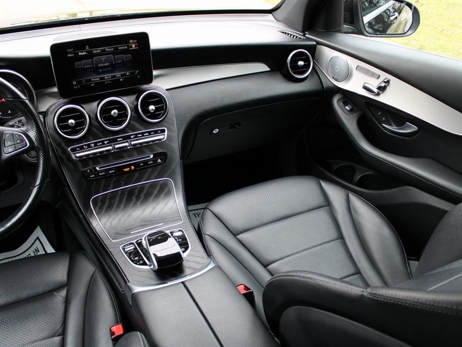 2019 Mercedes-benz Glc GLC 300, available for sale in Great Neck, New York | Auto Expo Ent Inc.. Great Neck, New York 2019 Mercedes-benz Glc GLC 300, available for sale in Great Neck, New York | Auto Expo Ent Inc.. Great Neck, New York