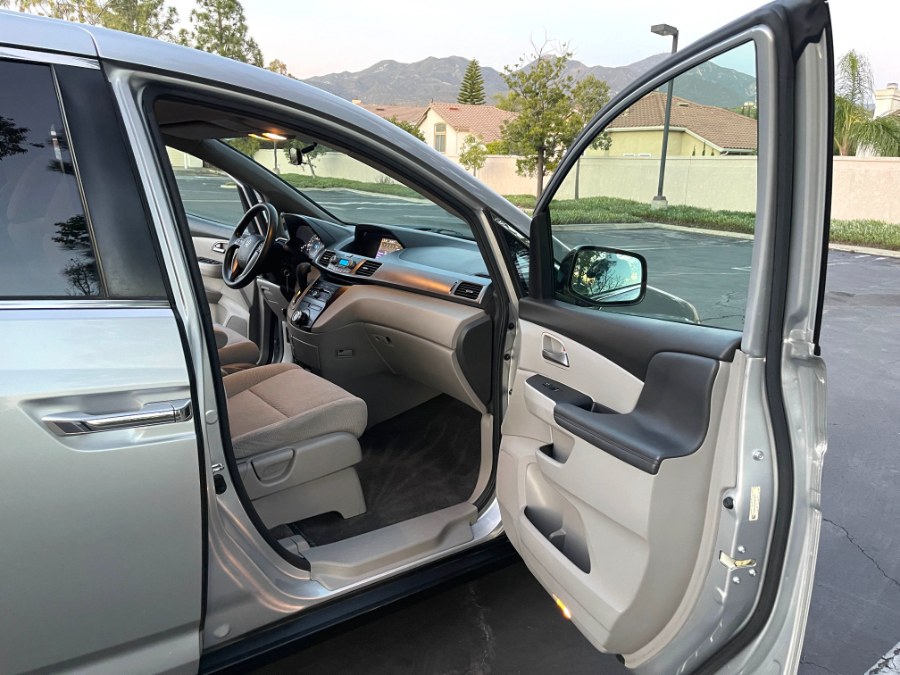 2013 Honda Odyssey 5dr EX, available for sale in Lake Forest, California | Pacific Green Line. Lake Forest, California 2013 Honda Odyssey 5dr EX, available for sale in Lake Forest, California | Pacific Green Line. Lake Forest, California