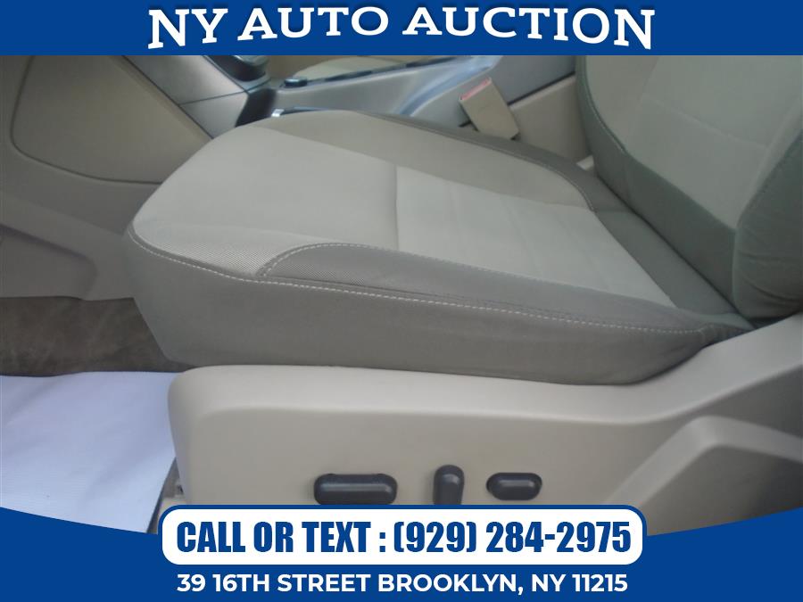 2014 Ford Escape 4WD 4dr SE, available for sale in Brooklyn, New York | NY Auto Auction. Brooklyn, New York 2014 Ford Escape 4WD 4dr SE, available for sale in Brooklyn, New York | NY Auto Auction. Brooklyn, New York