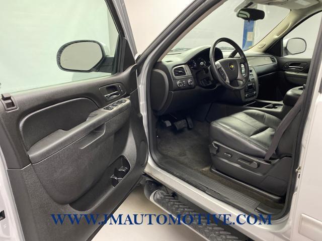 2012 Chevrolet Avalanche 4WD Crew Cab LT, available for sale in Naugatuck, Connecticut | J&M Automotive Sls&Svc LLC. Naugatuck, Connecticut 2012 Chevrolet Avalanche 4WD Crew Cab LT, available for sale in Naugatuck, Connecticut | J&M Automotive Sls&Svc LLC. Naugatuck, Connecticut