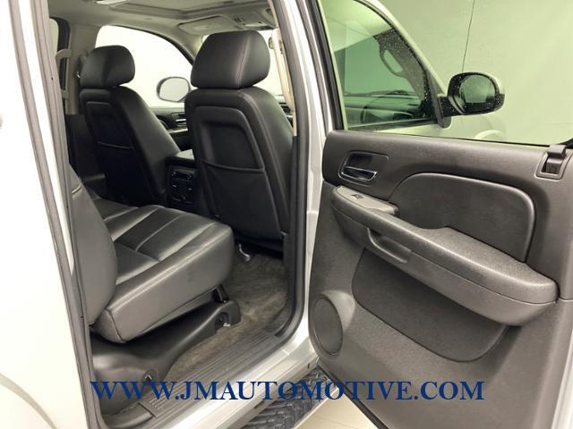 2012 Chevrolet Avalanche 4WD Crew Cab LT, available for sale in Naugatuck, Connecticut | J&M Automotive Sls&Svc LLC. Naugatuck, Connecticut 2012 Chevrolet Avalanche 4WD Crew Cab LT, available for sale in Naugatuck, Connecticut | J&M Automotive Sls&Svc LLC. Naugatuck, Connecticut