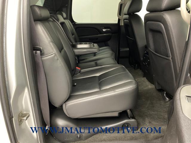 2012 Chevrolet Avalanche 4WD Crew Cab LT, available for sale in Naugatuck, Connecticut | J&M Automotive Sls&Svc LLC. Naugatuck, Connecticut 2012 Chevrolet Avalanche 4WD Crew Cab LT, available for sale in Naugatuck, Connecticut | J&M Automotive Sls&Svc LLC. Naugatuck, Connecticut