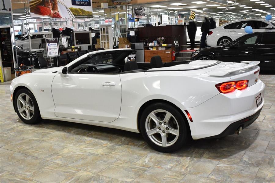 2019 Chevrolet Camaro LT 2dr Convertible w/1LT, available for sale in Great Neck, New York | Camy Cars. Great Neck, New York 2019 Chevrolet Camaro LT 2dr Convertible w/1LT, available for sale in Great Neck, New York | Camy Cars. Great Neck, New York