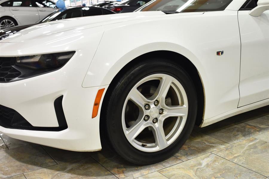 2019 Chevrolet Camaro LT 2dr Convertible w/1LT, available for sale in Great Neck, New York | Camy Cars. Great Neck, New York 2019 Chevrolet Camaro LT 2dr Convertible w/1LT, available for sale in Great Neck, New York | Camy Cars. Great Neck, New York