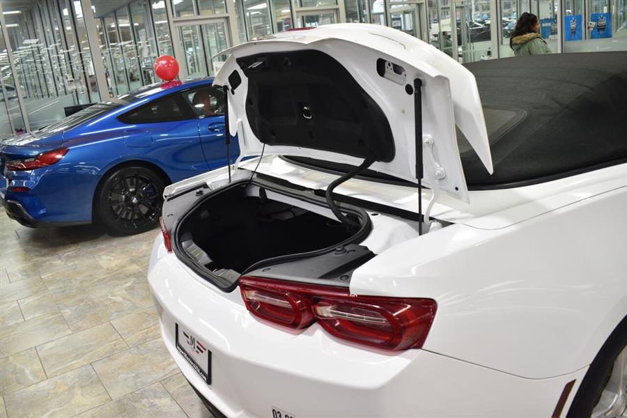2019 Chevrolet Camaro LT 2dr Convertible w/1LT, available for sale in Great Neck, New York | Camy Cars. Great Neck, New York 2019 Chevrolet Camaro LT 2dr Convertible w/1LT, available for sale in Great Neck, New York | Camy Cars. Great Neck, New York