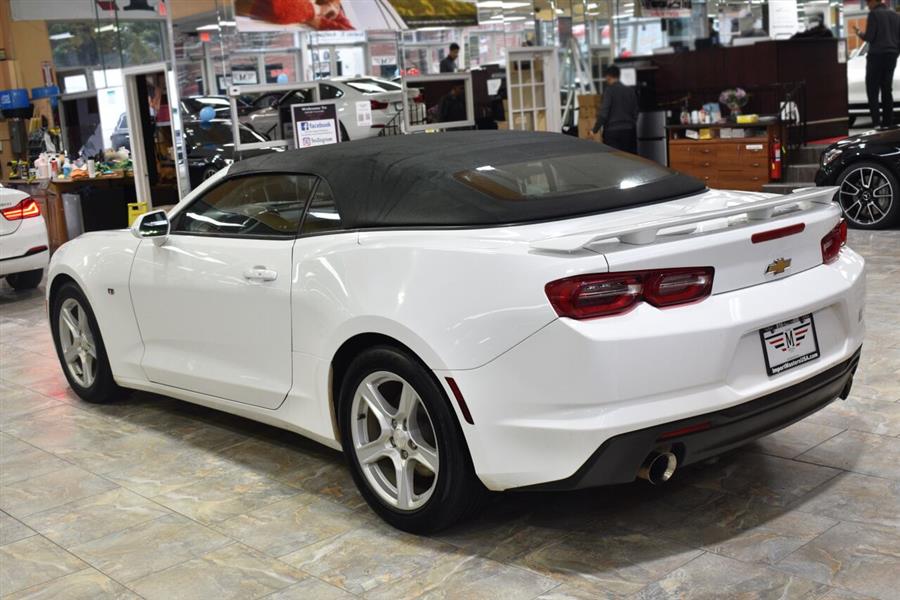 2019 Chevrolet Camaro LT 2dr Convertible w/1LT, available for sale in Great Neck, New York | Camy Cars. Great Neck, New York 2019 Chevrolet Camaro LT 2dr Convertible w/1LT, available for sale in Great Neck, New York | Camy Cars. Great Neck, New York