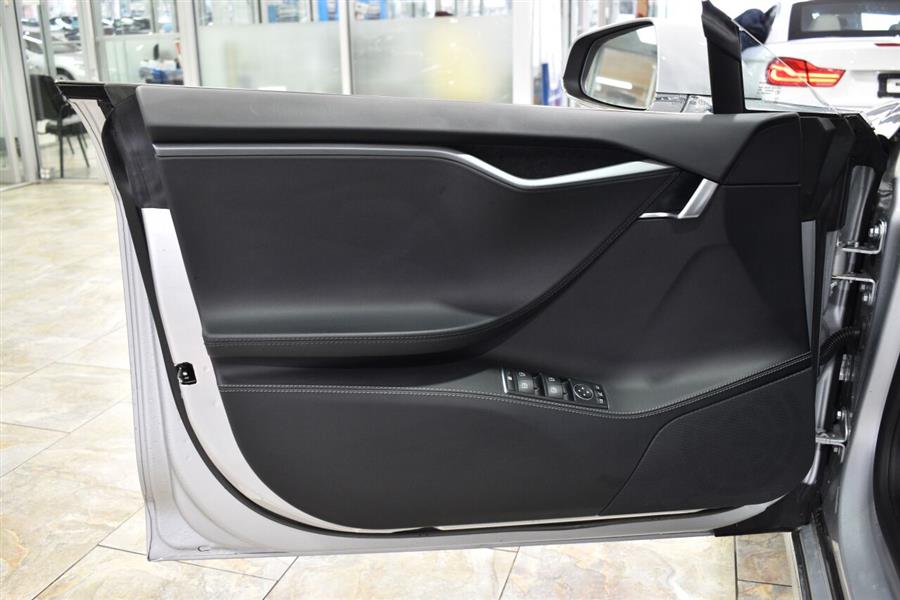 Used Tesla Model s 75D AWD 4dr Liftback 2018 | Camy Cars. Great Neck, New York Used Tesla Model s 75D AWD 4dr Liftback 2018 | Camy Cars. Great Neck, New York