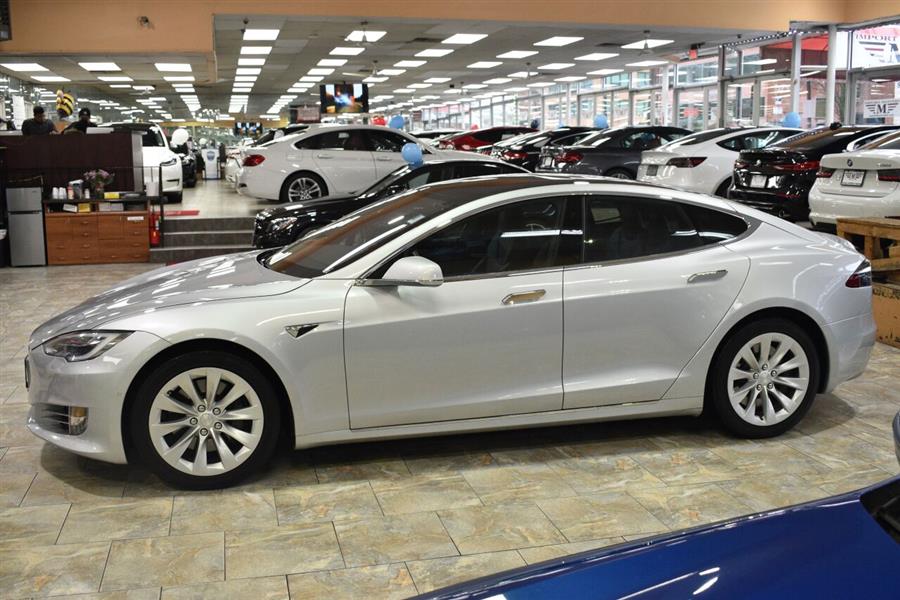Used Tesla Model s 75D AWD 4dr Liftback 2018 | Camy Cars. Great Neck, New York Used Tesla Model s 75D AWD 4dr Liftback 2018 | Camy Cars. Great Neck, New York