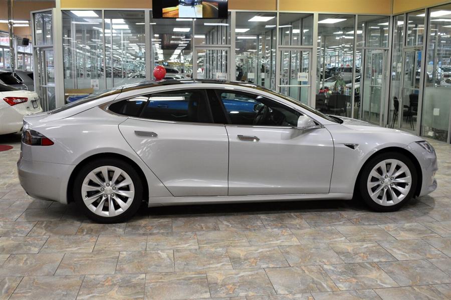 Used Tesla Model s 75D AWD 4dr Liftback 2018 | Camy Cars. Great Neck, New York Used Tesla Model s 75D AWD 4dr Liftback 2018 | Camy Cars. Great Neck, New York