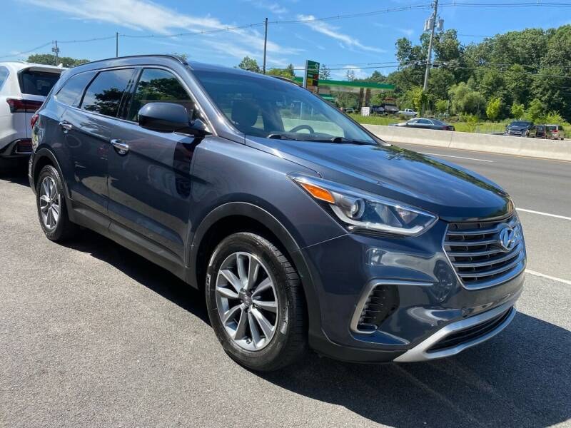 2017 Hyundai Santa Fe SE 3.3L Auto, available for sale in Bloomingdale, New Jersey | Bloomingdale Auto Group. Bloomingdale, New Jersey 2017 Hyundai Santa Fe SE 3.3L Auto, available for sale in Bloomingdale, New Jersey | Bloomingdale Auto Group. Bloomingdale, New Jersey