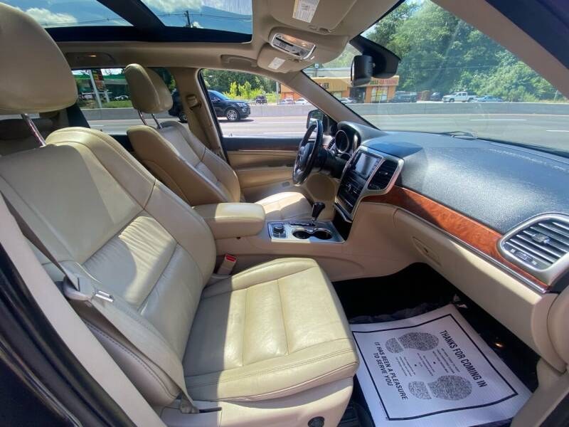 2011 Jeep Grand Cherokee 4WD 4dr Limited, available for sale in Bloomingdale, New Jersey | Bloomingdale Auto Group. Bloomingdale, New Jersey 2011 Jeep Grand Cherokee 4WD 4dr Limited, available for sale in Bloomingdale, New Jersey | Bloomingdale Auto Group. Bloomingdale, New Jersey