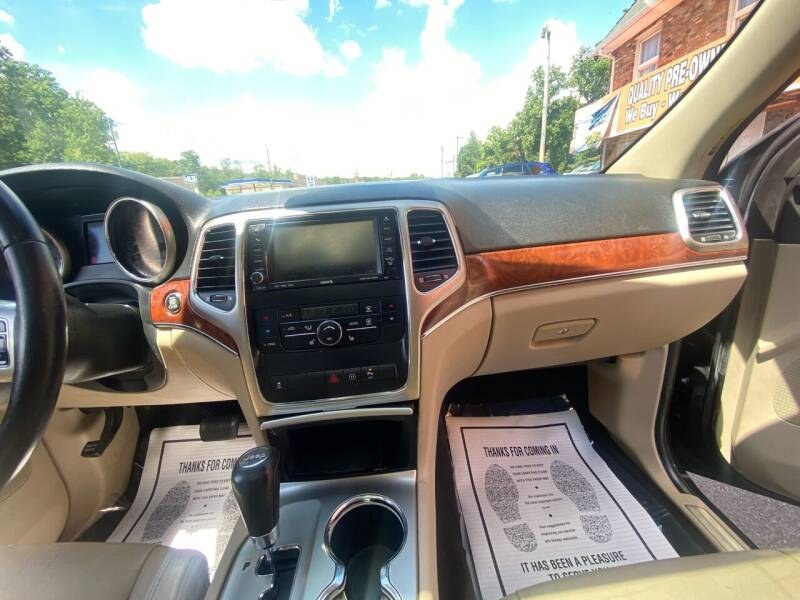 2011 Jeep Grand Cherokee 4WD 4dr Limited, available for sale in Bloomingdale, New Jersey | Bloomingdale Auto Group. Bloomingdale, New Jersey 2011 Jeep Grand Cherokee 4WD 4dr Limited, available for sale in Bloomingdale, New Jersey | Bloomingdale Auto Group. Bloomingdale, New Jersey
