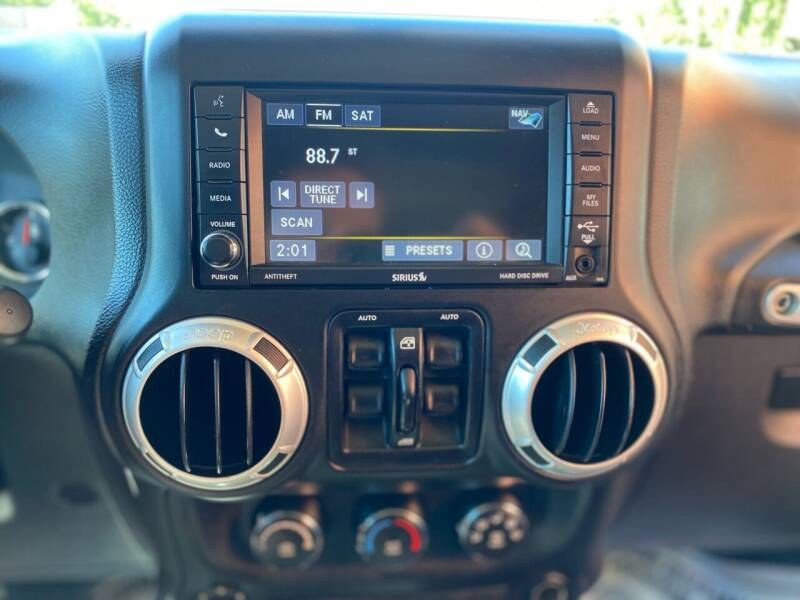 2013 Jeep Wrangler Unlimited 4WD 4dr Sahara, available for sale in Bloomingdale, New Jersey | Bloomingdale Auto Group. Bloomingdale, New Jersey 2013 Jeep Wrangler Unlimited 4WD 4dr Sahara, available for sale in Bloomingdale, New Jersey | Bloomingdale Auto Group. Bloomingdale, New Jersey