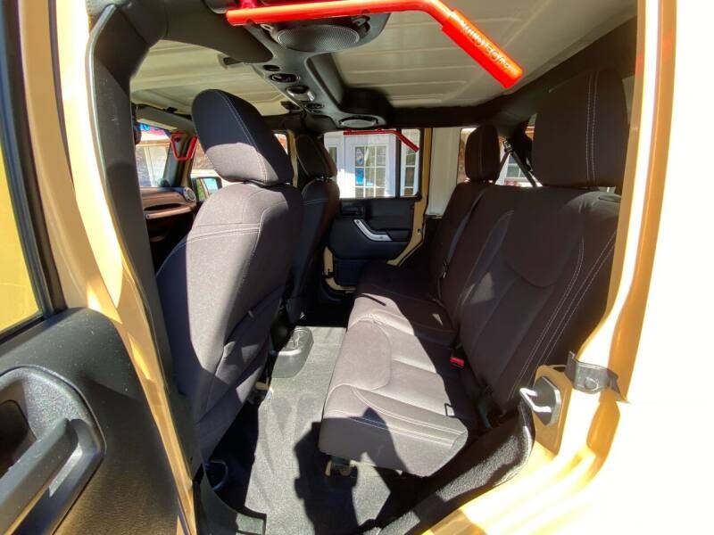 2013 Jeep Wrangler Unlimited 4WD 4dr Sahara, available for sale in Bloomingdale, New Jersey | Bloomingdale Auto Group. Bloomingdale, New Jersey 2013 Jeep Wrangler Unlimited 4WD 4dr Sahara, available for sale in Bloomingdale, New Jersey | Bloomingdale Auto Group. Bloomingdale, New Jersey