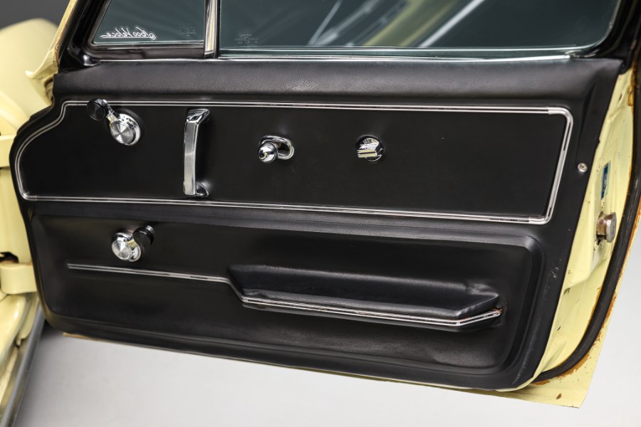 1967 Chevrolet Corvette 427, available for sale in North Salem, New York | Meccanic Shop North Inc. North Salem, New York 1967 Chevrolet Corvette 427, available for sale in North Salem, New York | Meccanic Shop North Inc. North Salem, New York