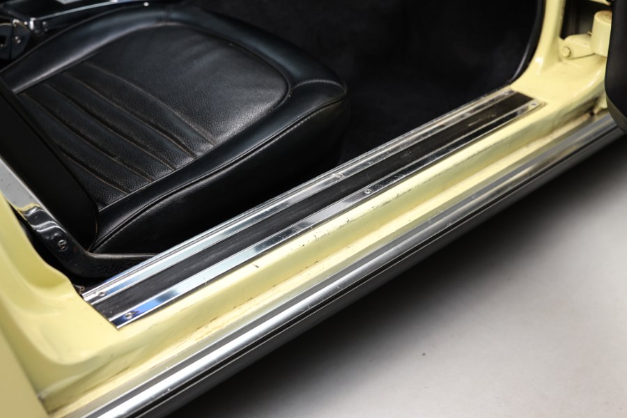 1967 Chevrolet Corvette 427, available for sale in North Salem, New York | Meccanic Shop North Inc. North Salem, New York 1967 Chevrolet Corvette 427, available for sale in North Salem, New York | Meccanic Shop North Inc. North Salem, New York