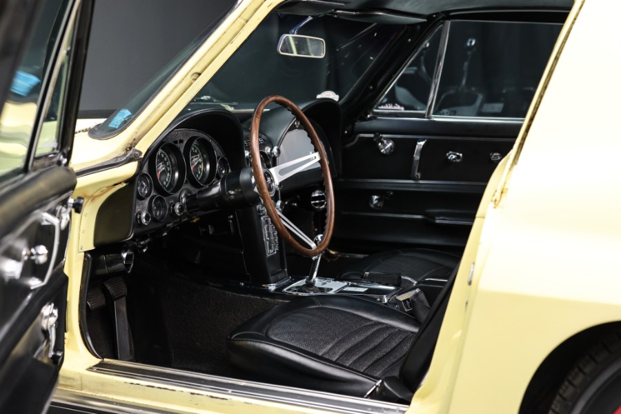 1967 Chevrolet Corvette 427, available for sale in North Salem, New York | Meccanic Shop North Inc. North Salem, New York 1967 Chevrolet Corvette 427, available for sale in North Salem, New York | Meccanic Shop North Inc. North Salem, New York